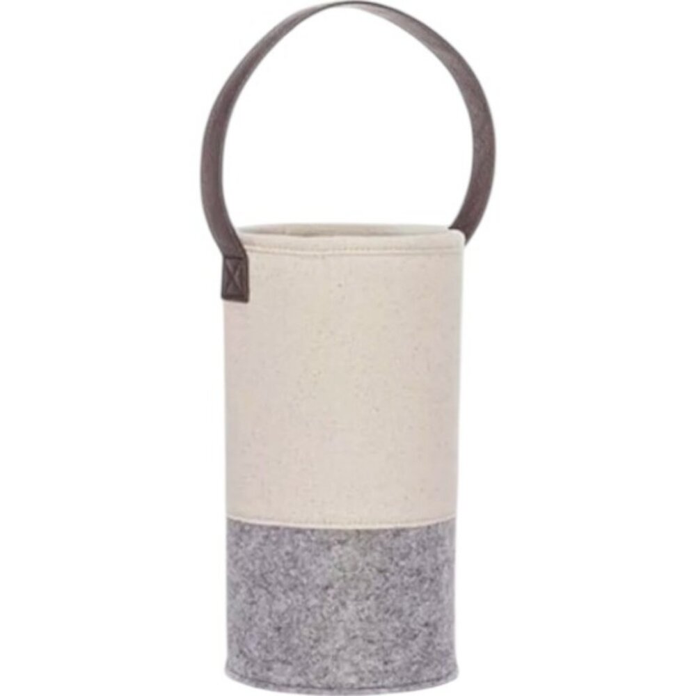 Thirty-one cylinder two toned felt wine and gift bag NWT